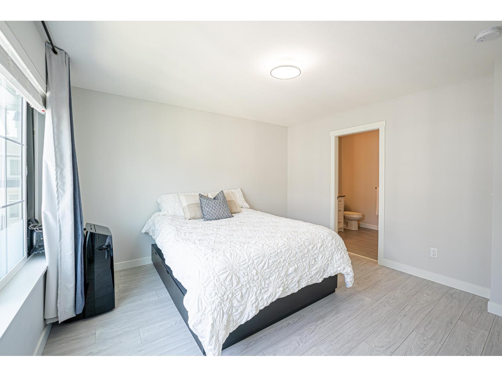68 20180 84 Avenue Property Photo 24