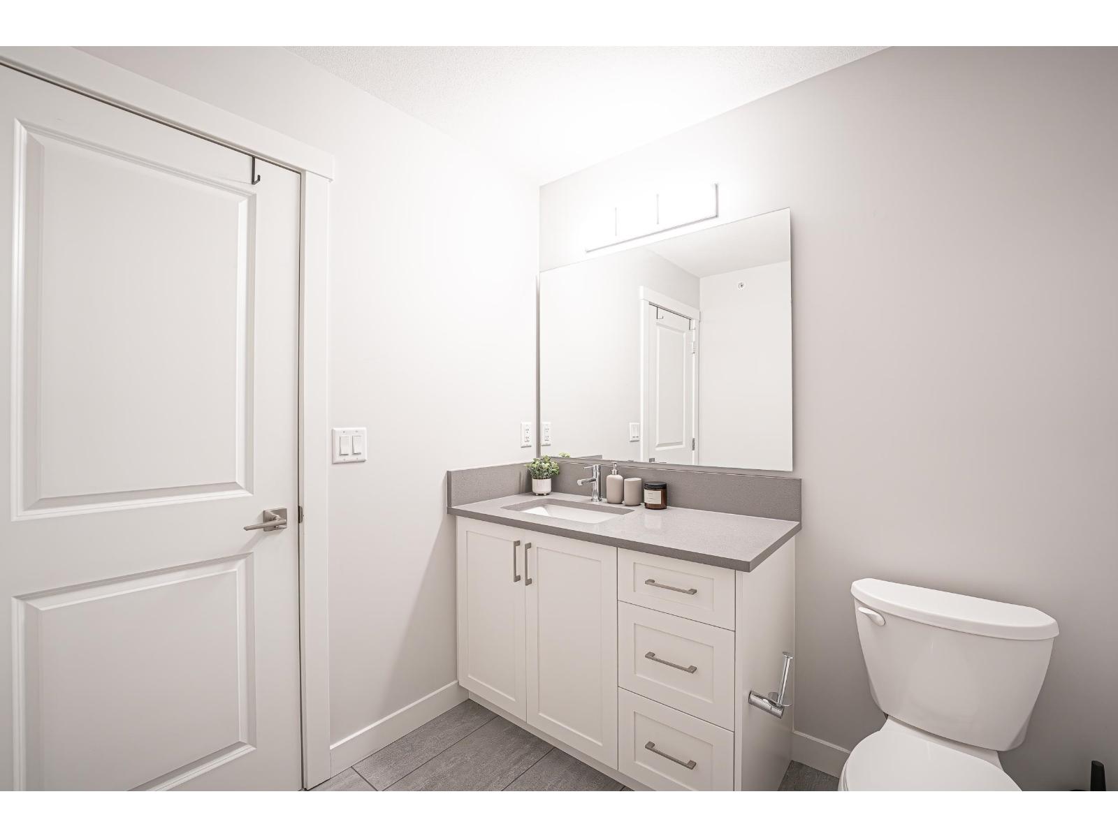 68 20180 84 Avenue Property Photo 34