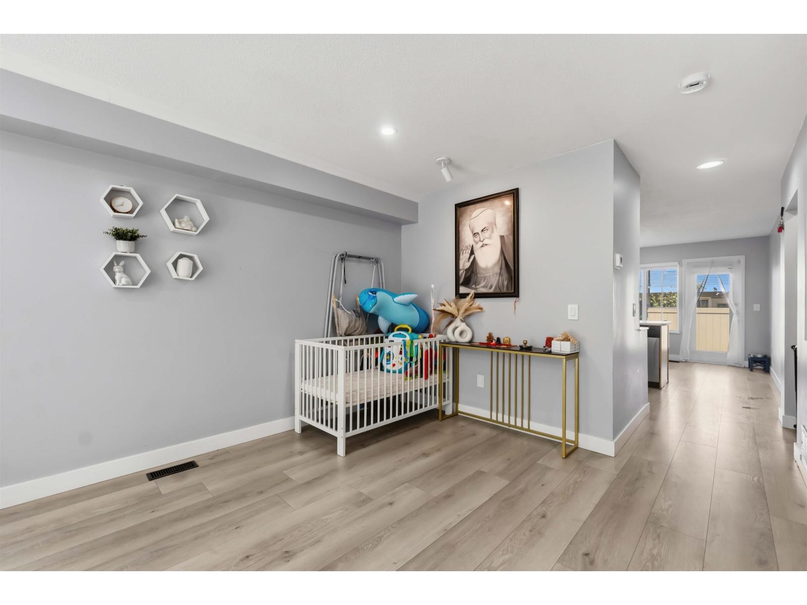43 12778 66 Avenue Property Photo 11