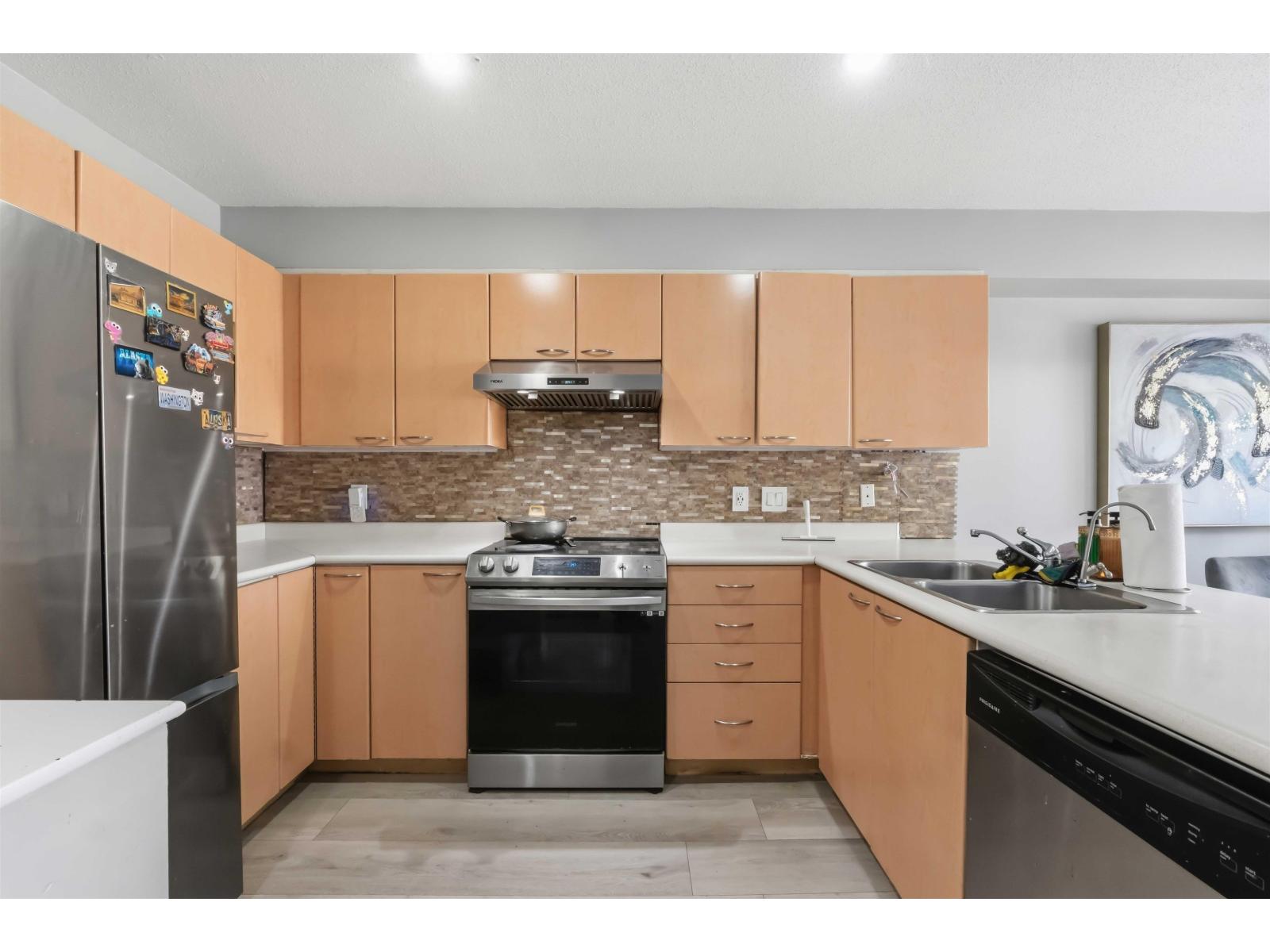 43 12778 66 Avenue Property Photo 14