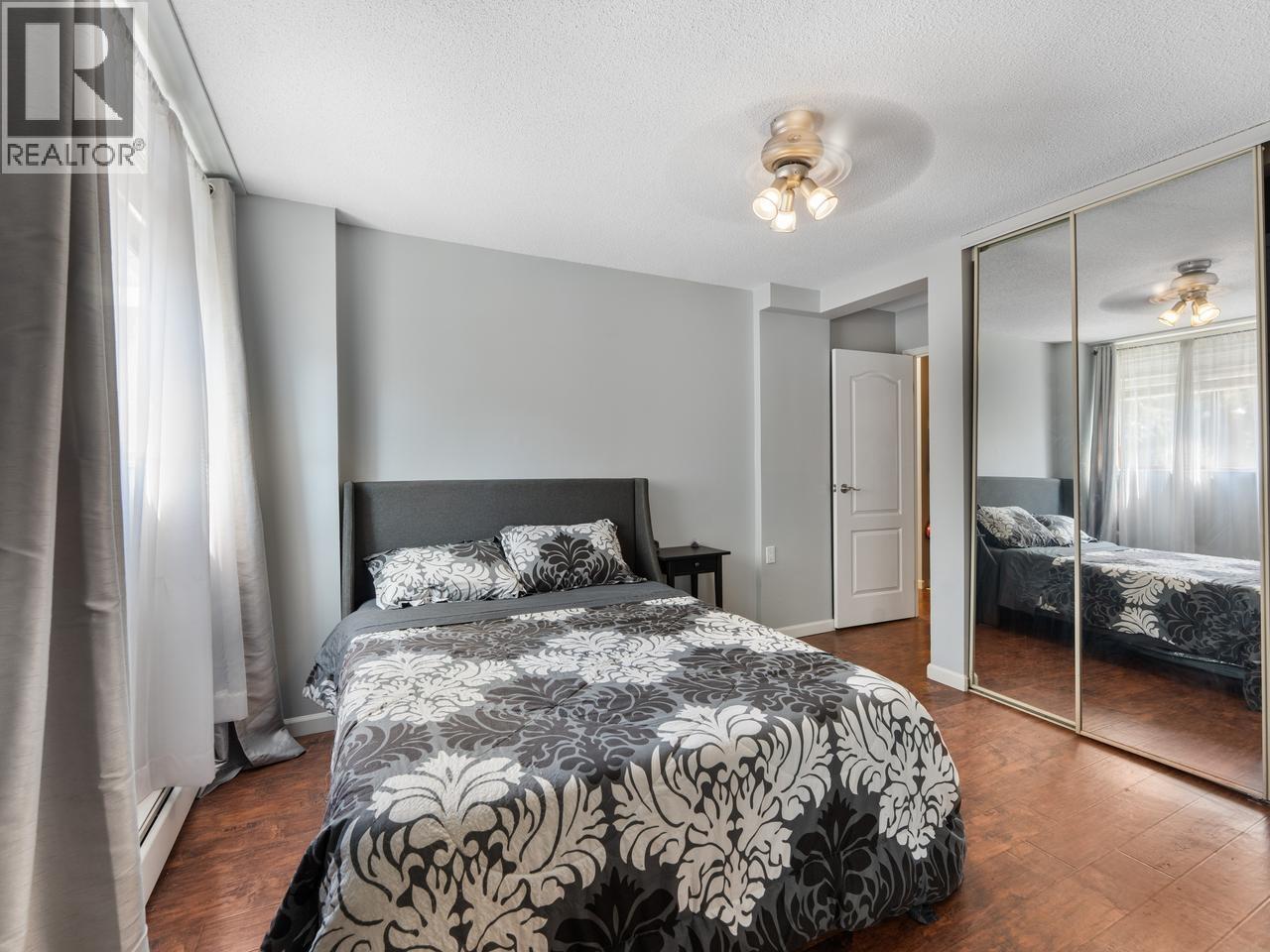 404 320 Royal Avenue Property Photo 11