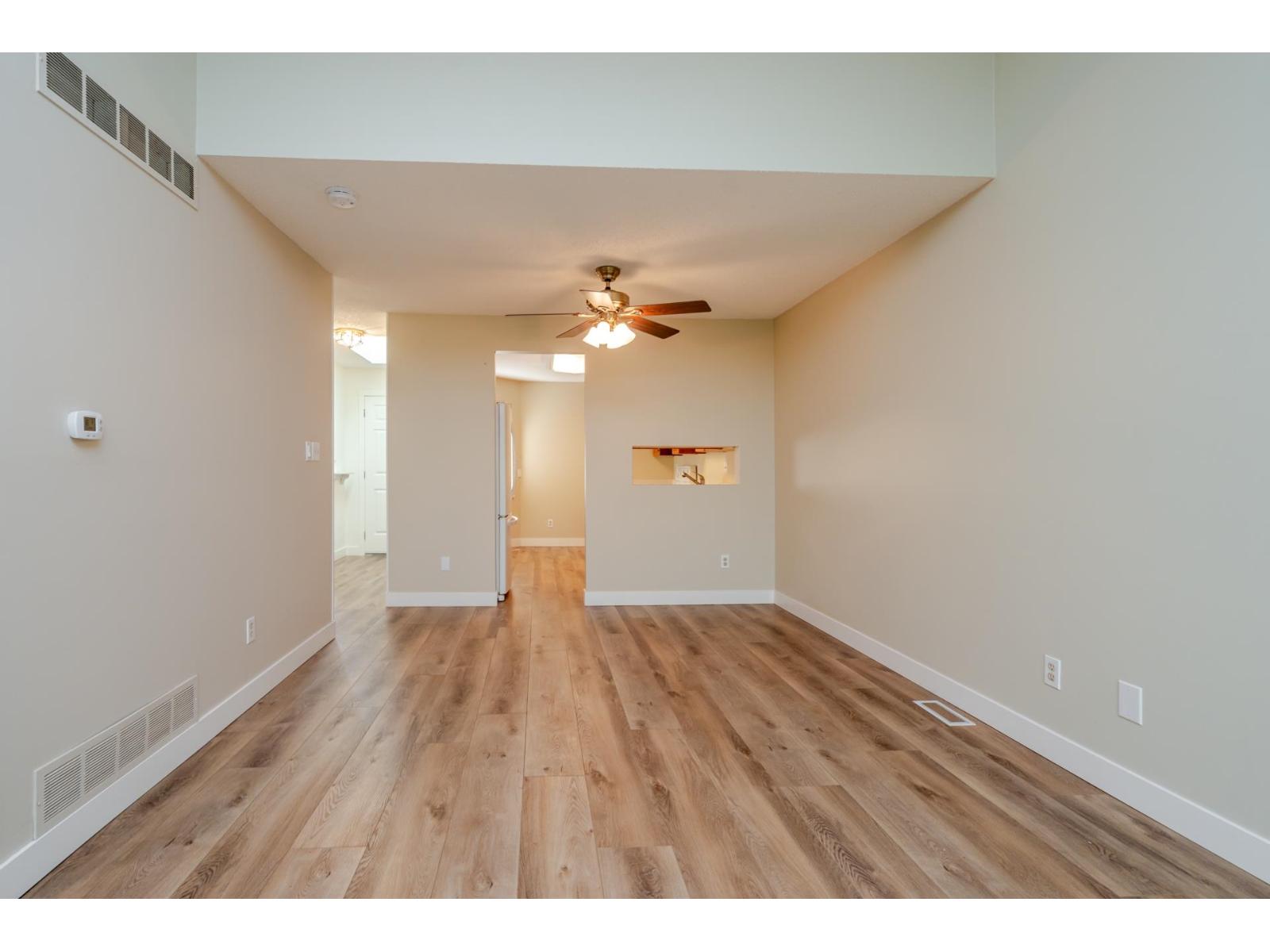 15 5365 205 Street Property Photo 14