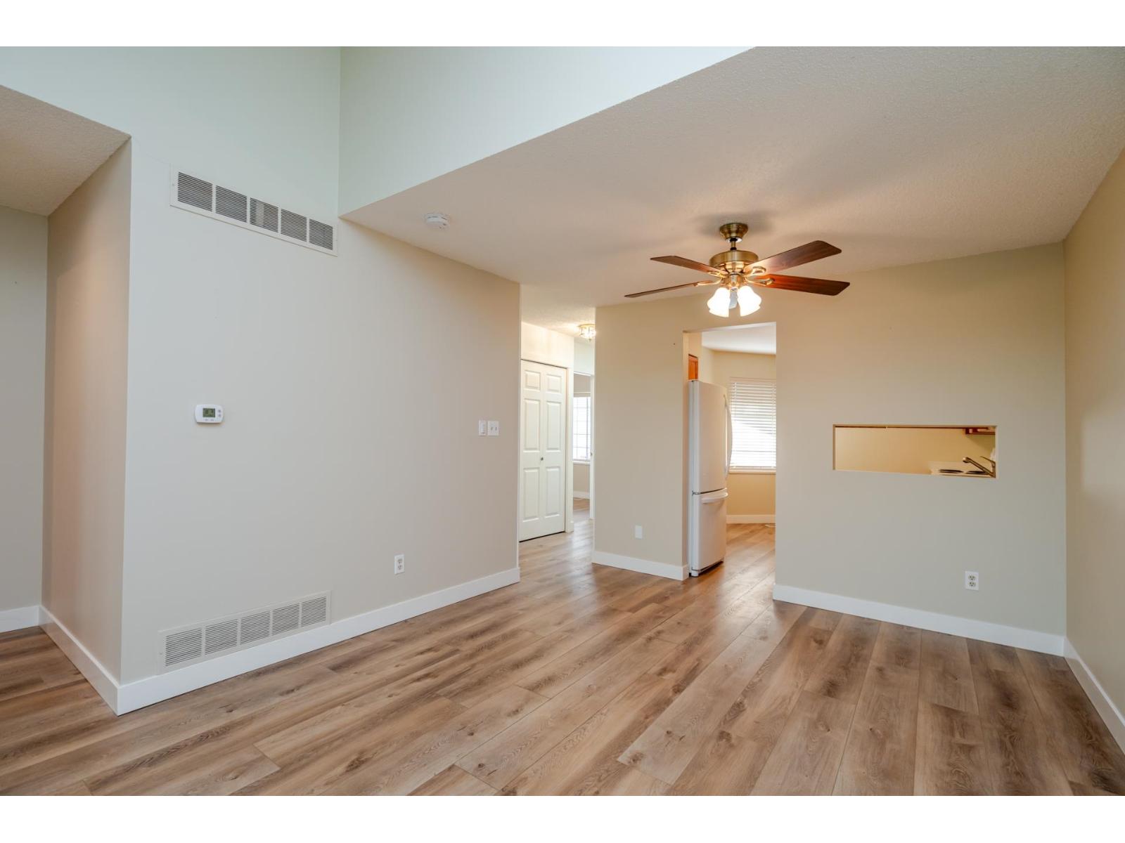 15 5365 205 Street Property Photo 16