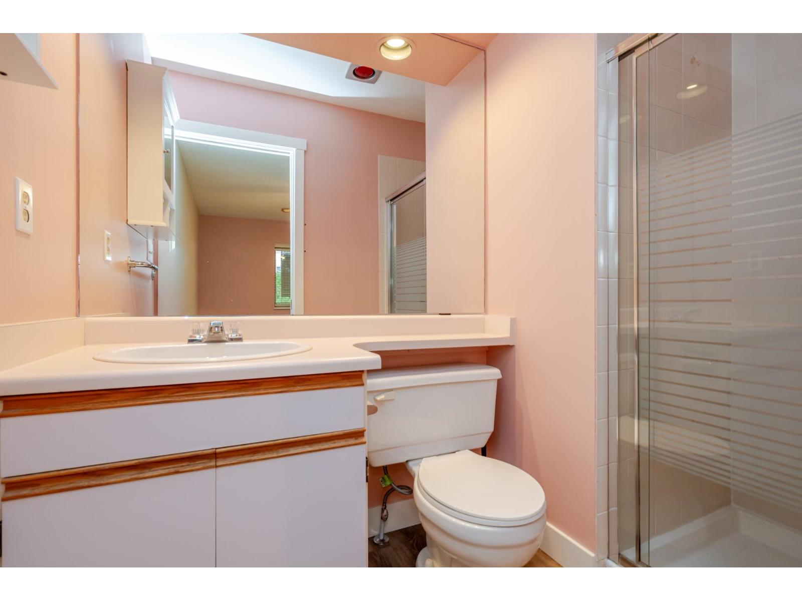 15 5365 205 Street Property Photo 24