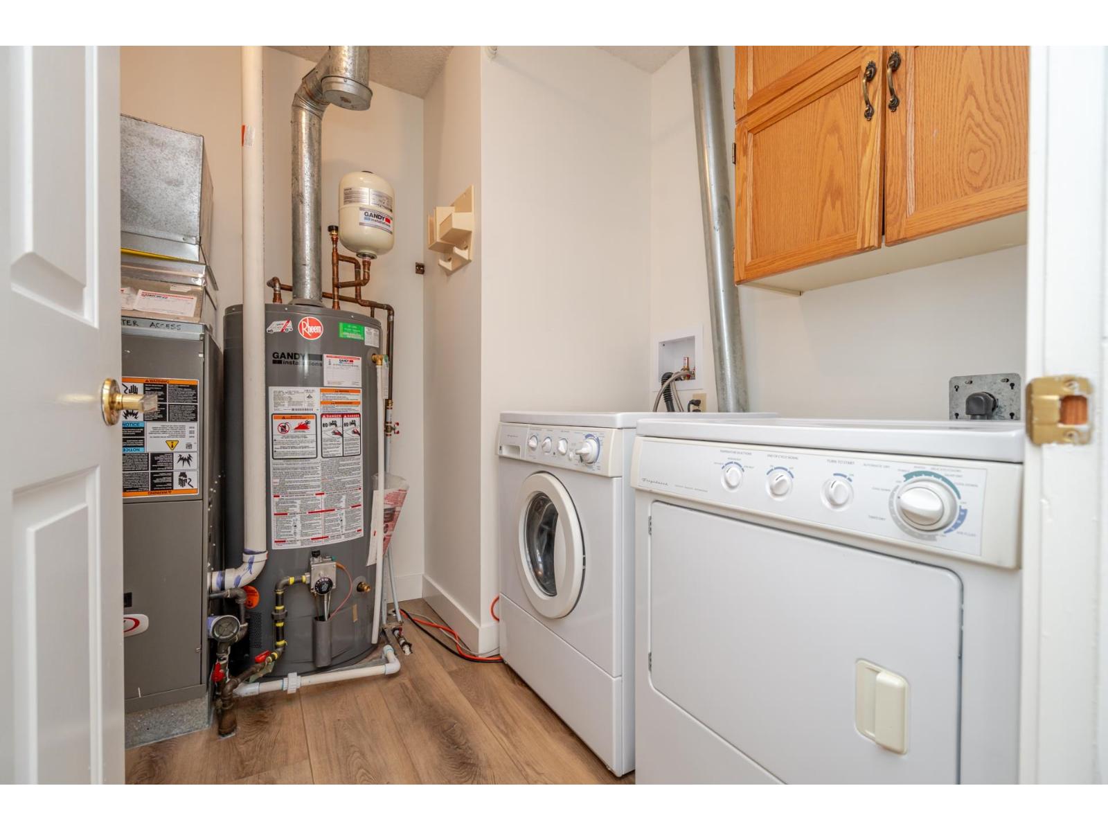 15 5365 205 Street Property Photo 28