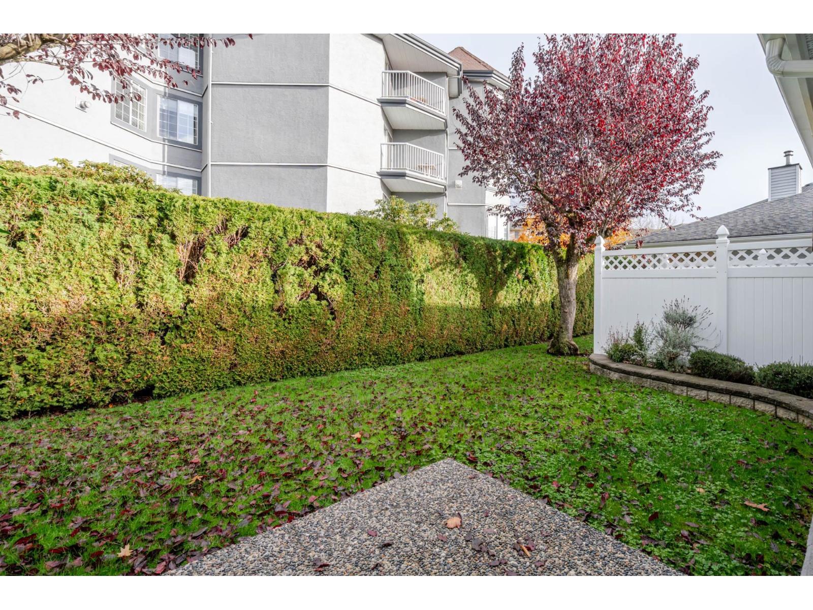 15 5365 205 Street Property Photo 32
