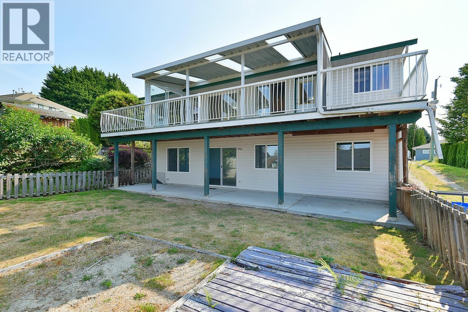 4871 BLUEBERRY PLACE Property Photo 1