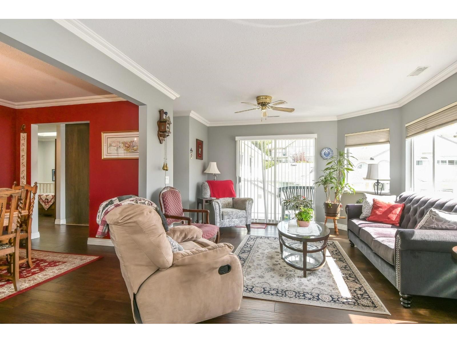 1008 21937 48 Avenue Property Photo 5