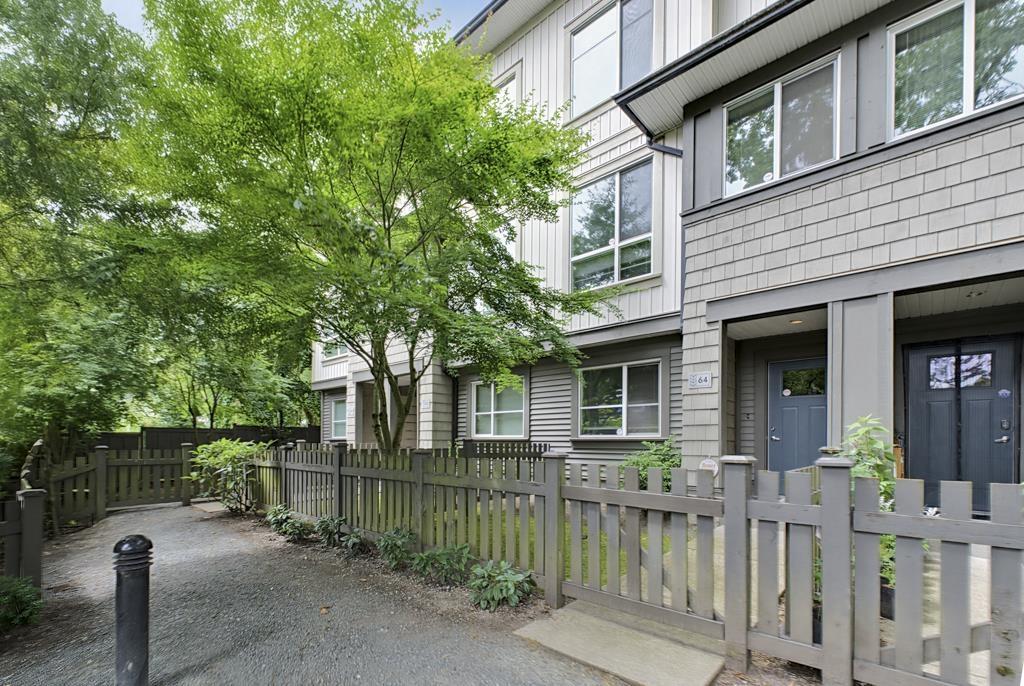 64 8355 164 Street Property Photo 3