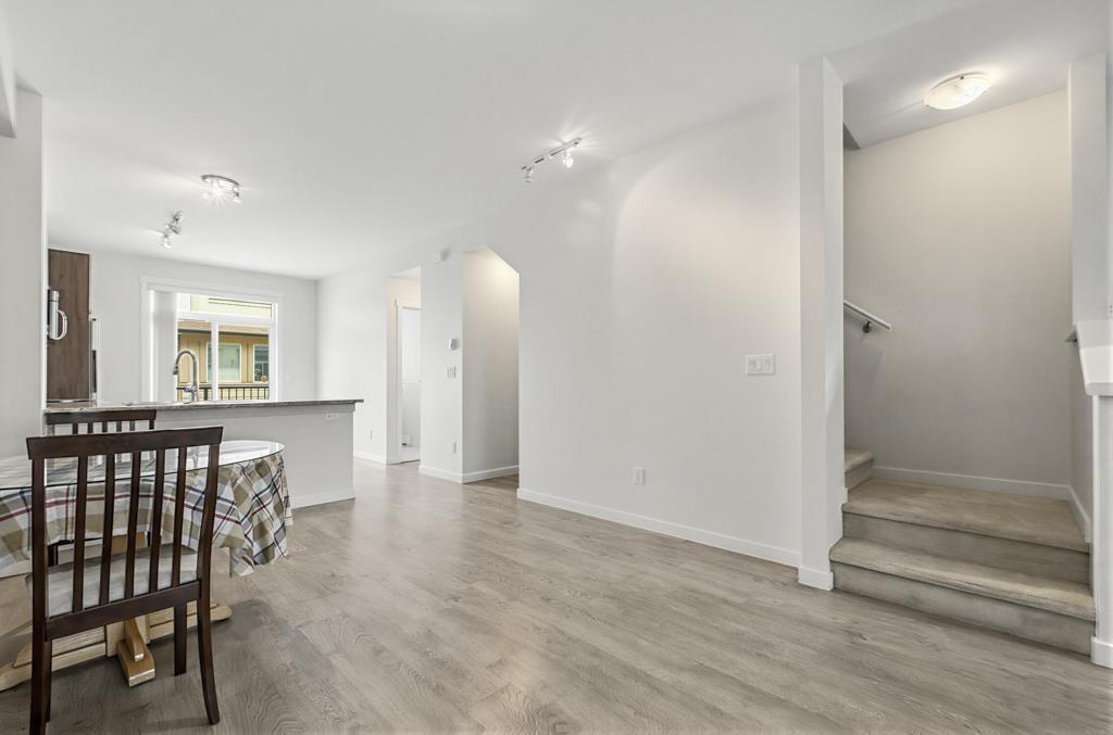 64 8355 164 Street Property Photo 13