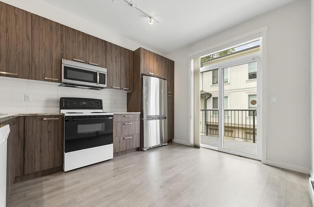 64 8355 164 Street Property Photo 20