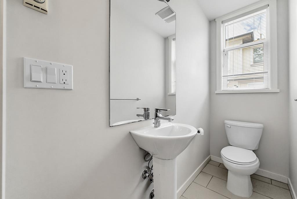 64 8355 164 Street Property Photo 22