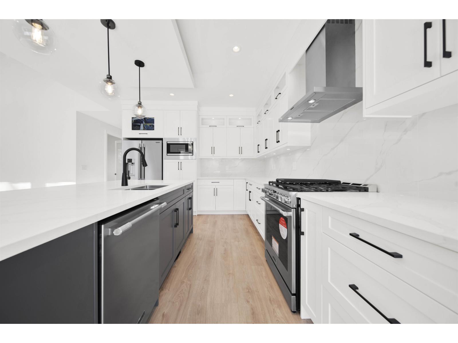 20884 48 Avenue Property Photo 16