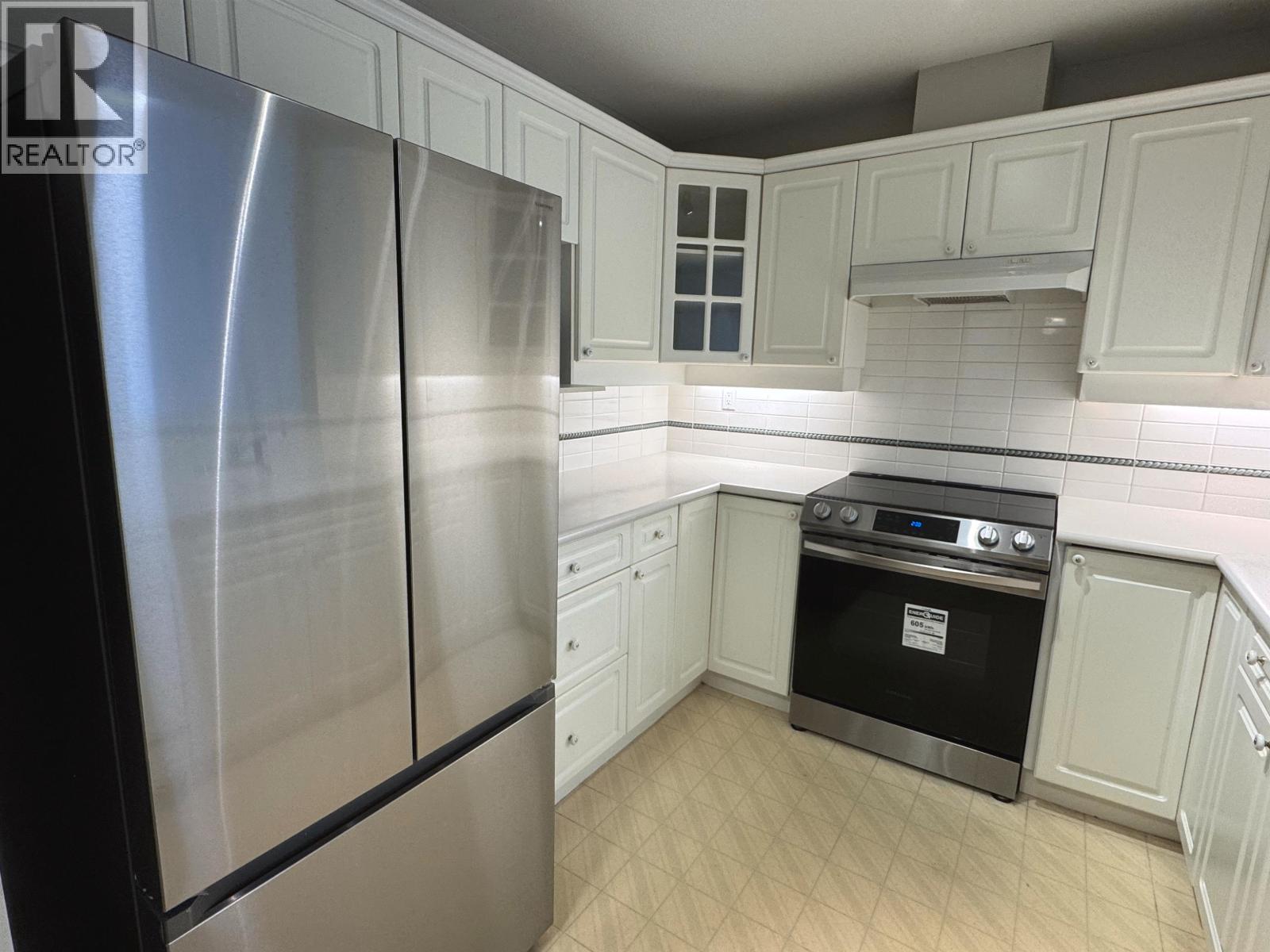 308 5835 E Hampton Place Property Photo 4