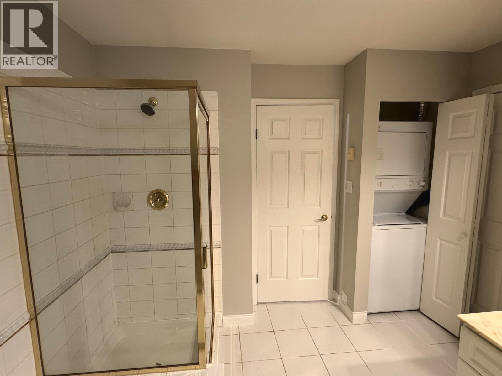 308 5835 E Hampton Place Property Photo 7