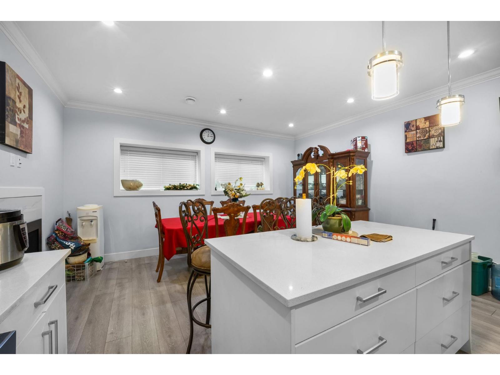 8530 Forest Gate Drive Property Photo 12