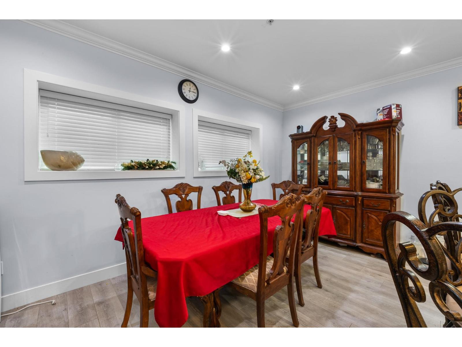 8530 Forest Gate Drive Property Photo 13