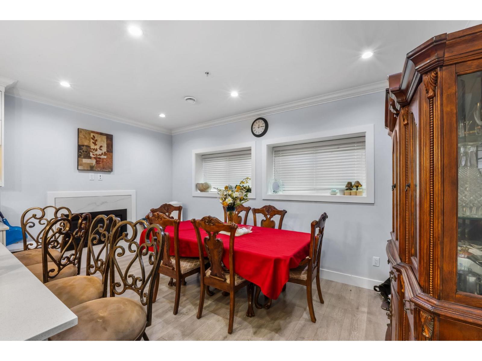 8530 Forest Gate Drive Property Photo 14