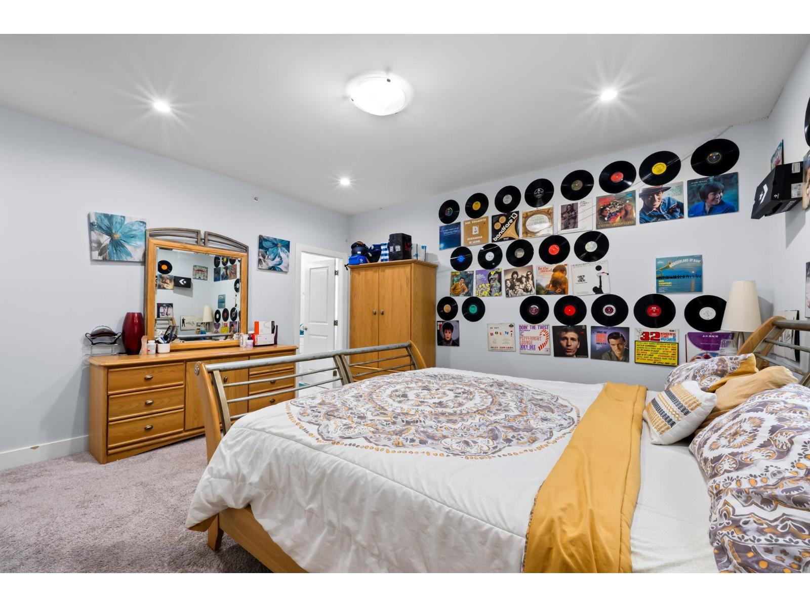 8530 Forest Gate Drive Property Photo 26