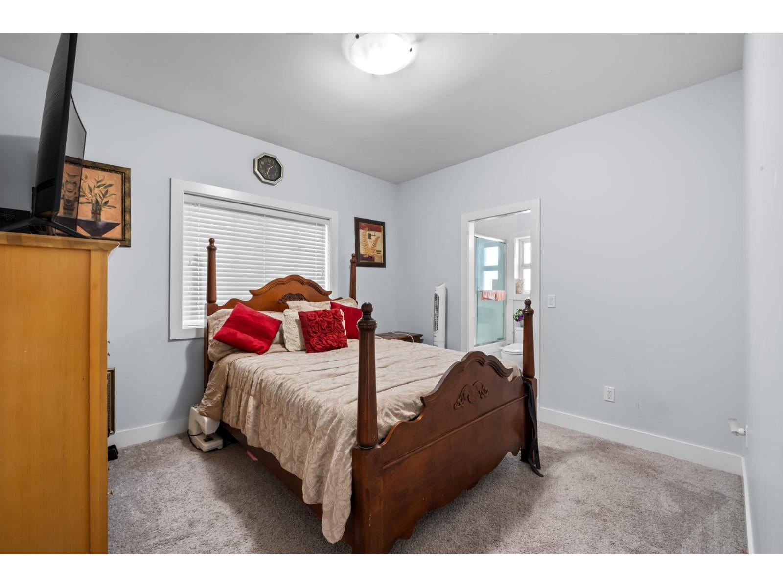 8530 Forest Gate Drive Property Photo 27
