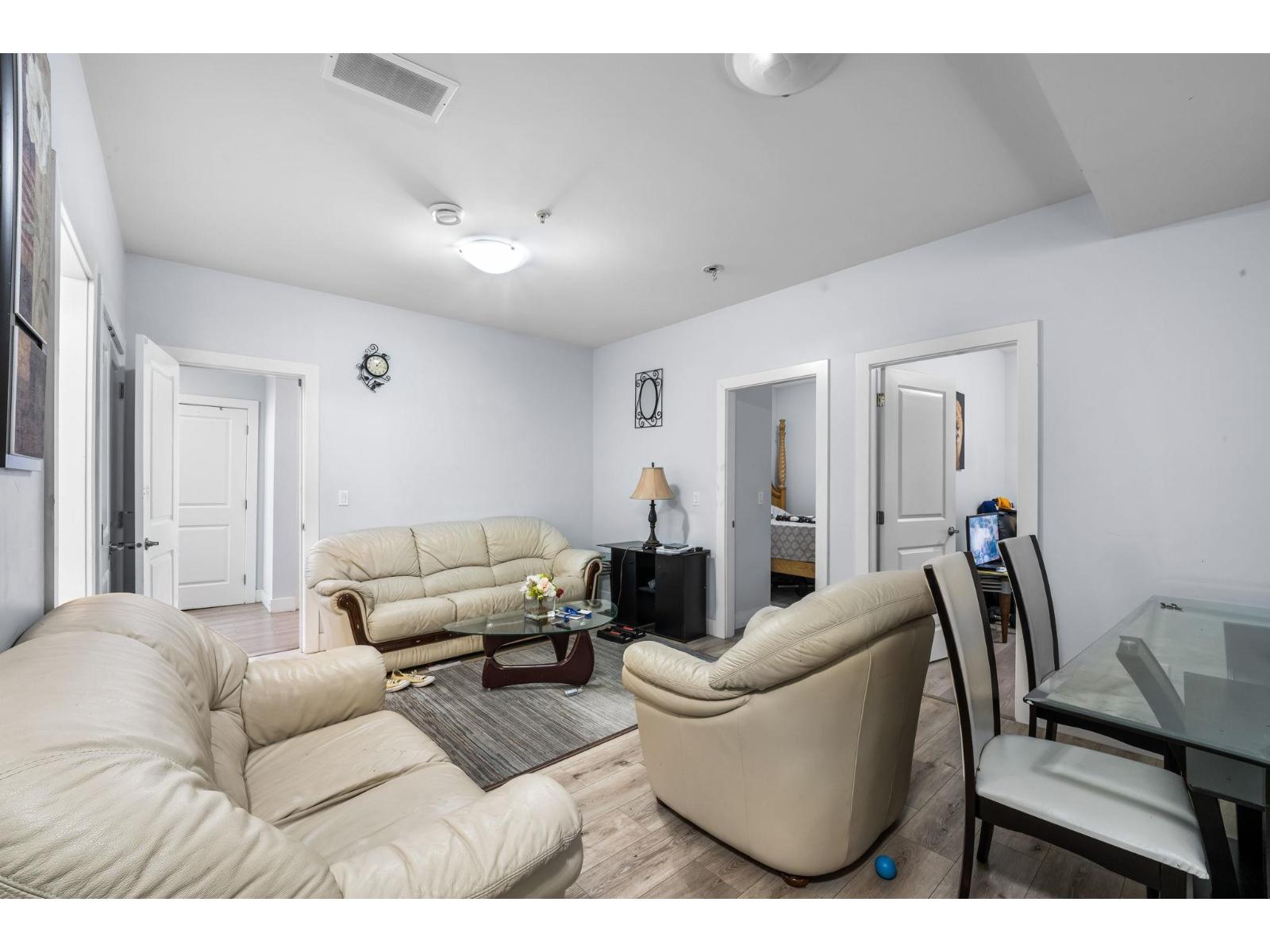 8530 Forest Gate Drive Property Photo 32