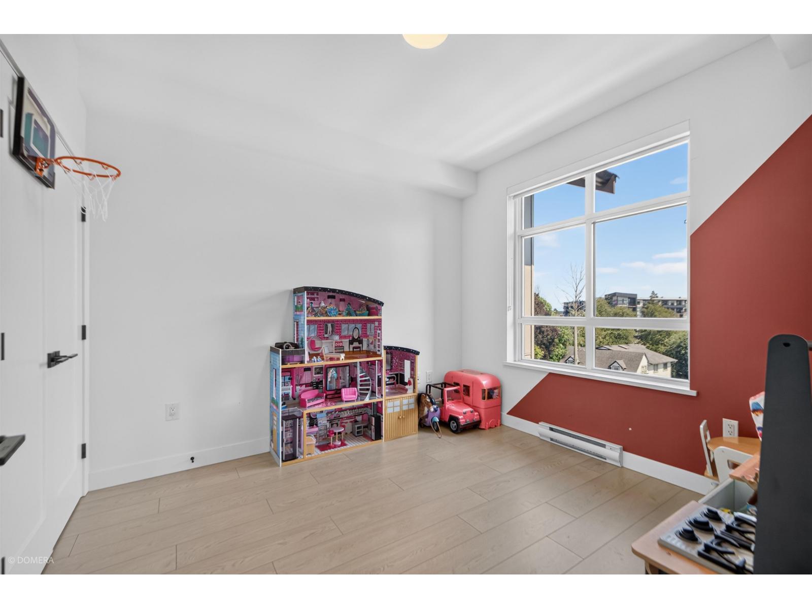 402 19945 Brydon Crescent Property Photo 17