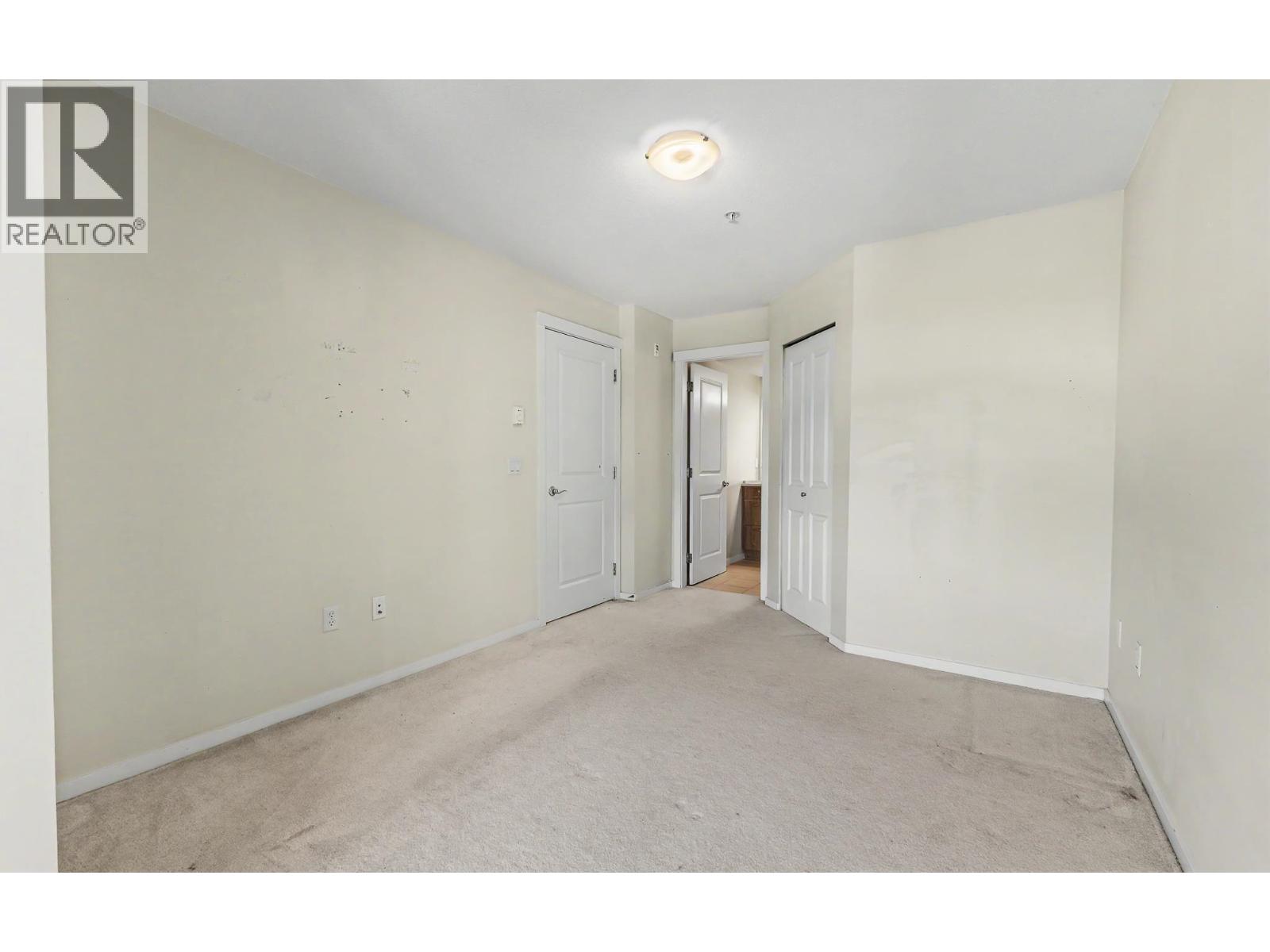 201 3082 Dayanee Springs Boulevard Property Photo 13