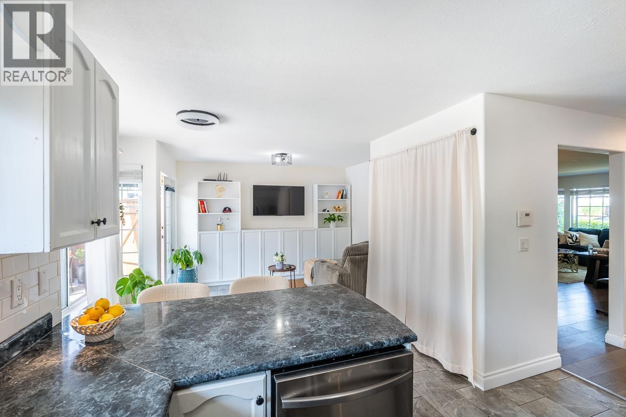19 11536 236 Street Property Photo 15