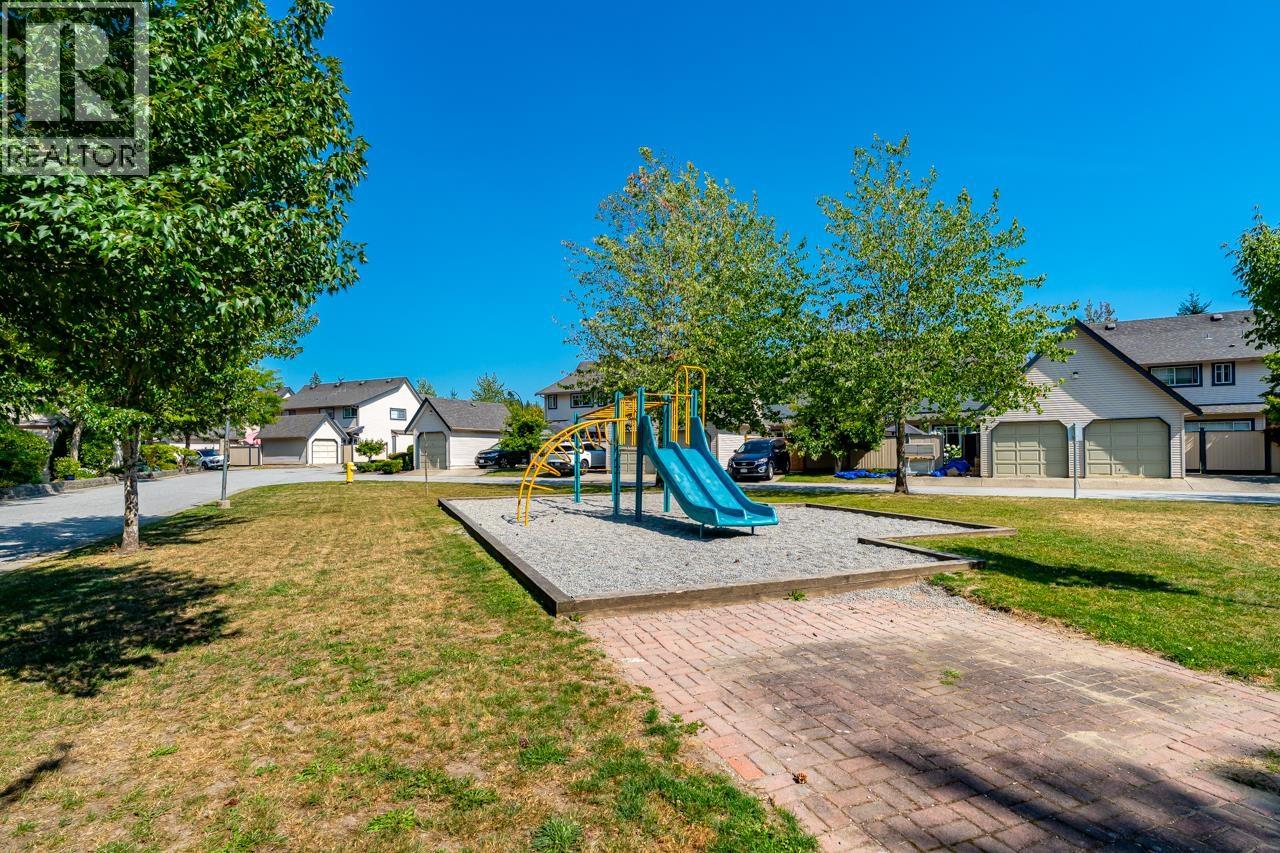 19 11536 236 Street Property Photo 22