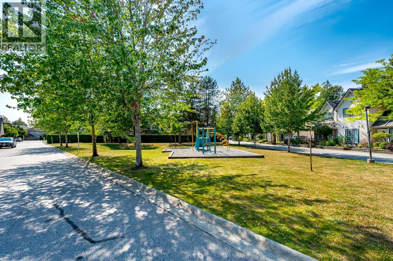 19 11536 236 Street Property Photo 37