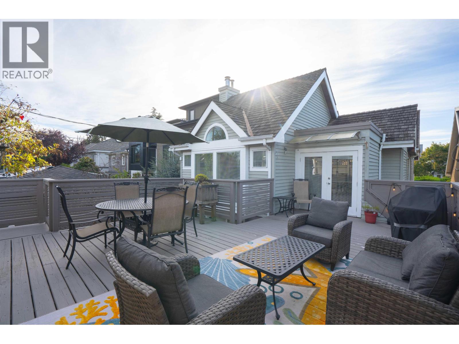 1346 Laburnum Street Property Photo 3
