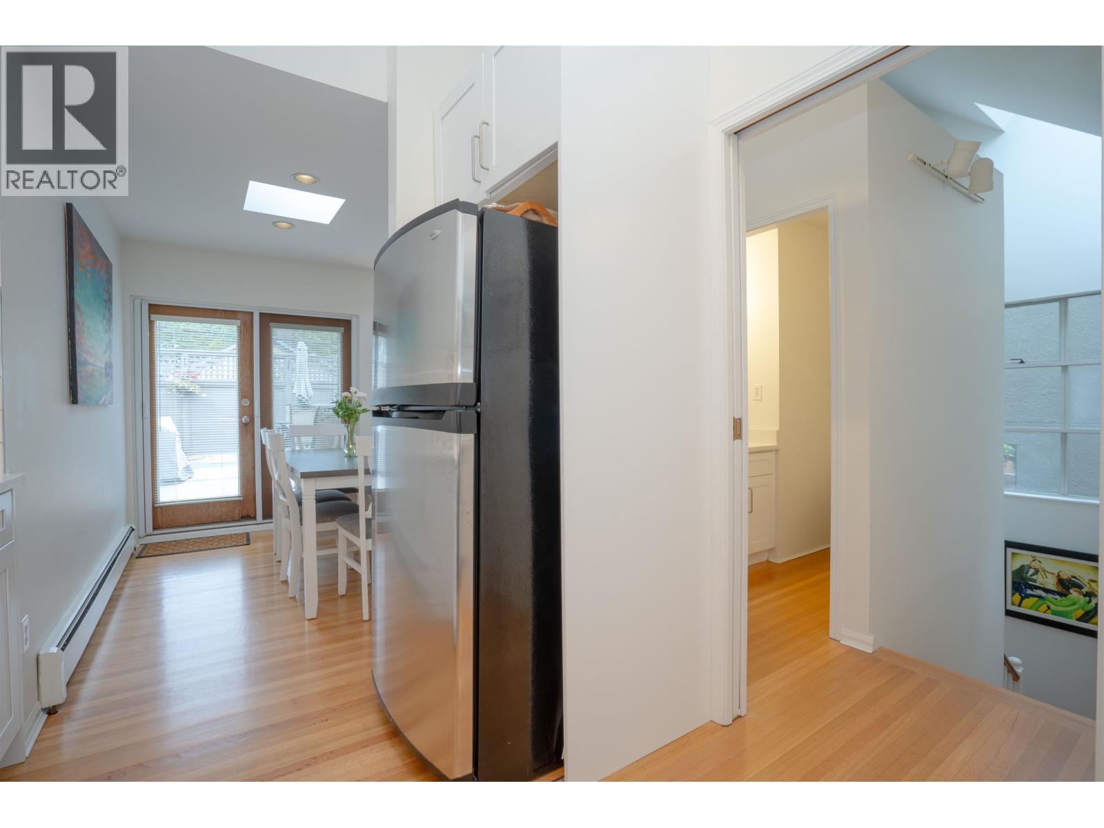 1346 Laburnum Street Property Photo 14