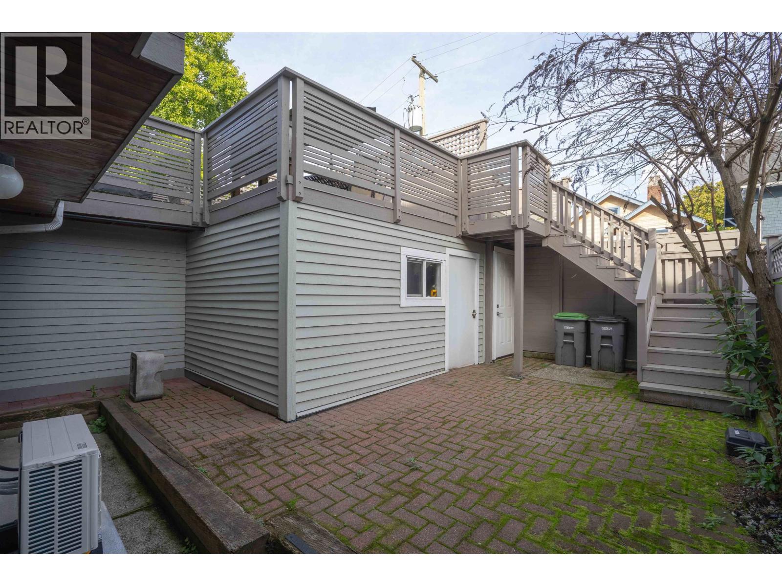 1346 Laburnum Street Property Photo 33