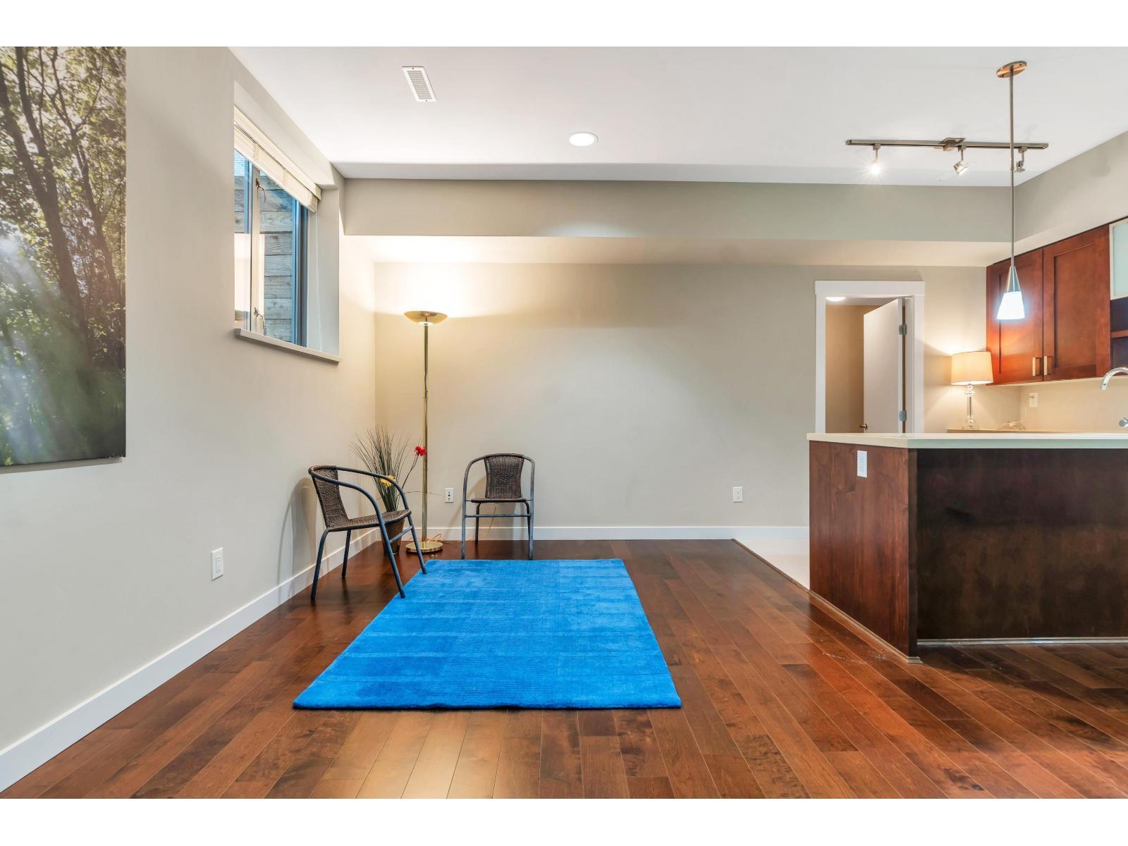 40 2603 162 Street Property Photo 17