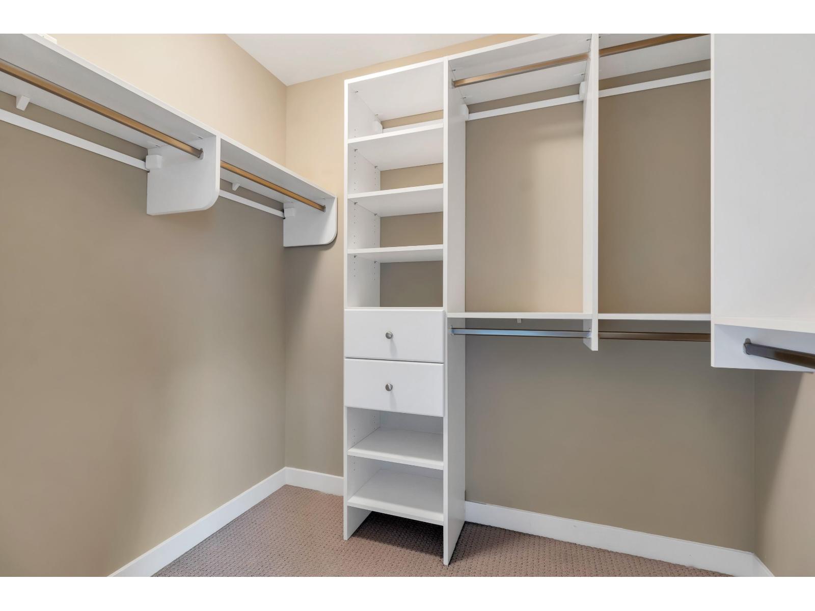 40 2603 162 Street Property Photo 25