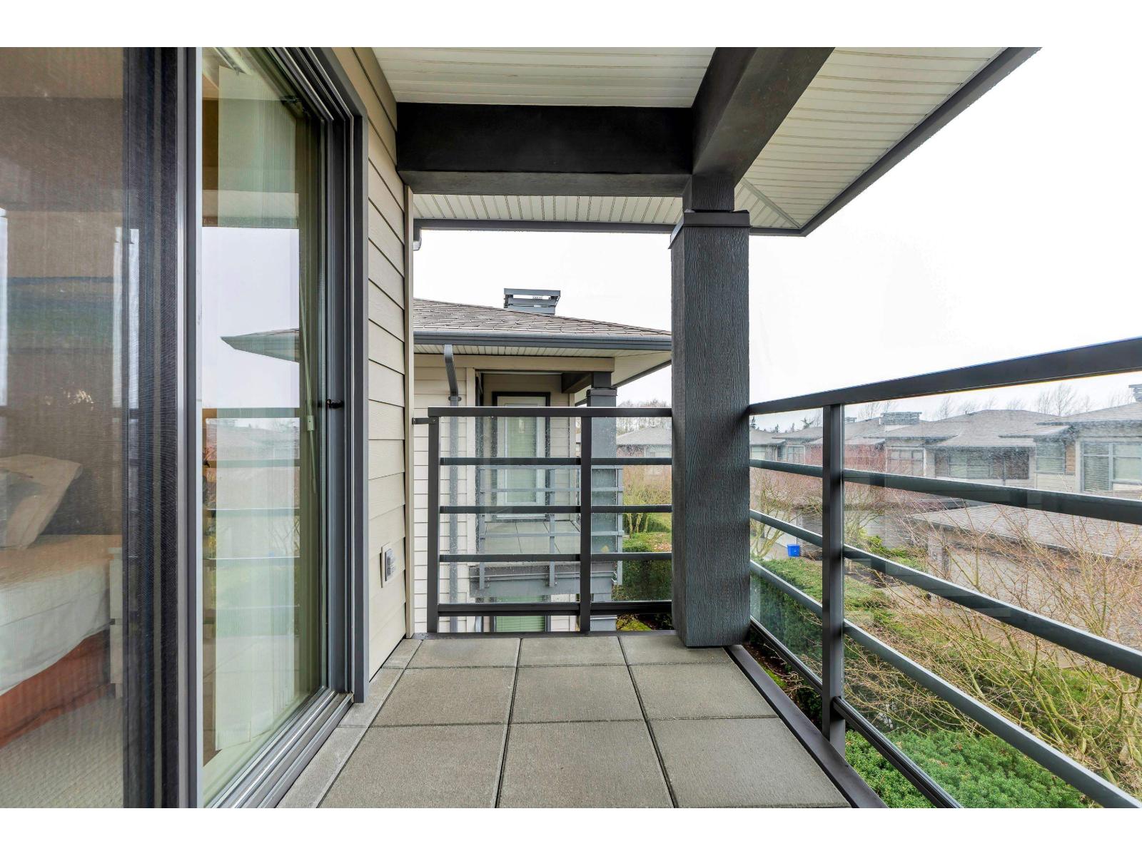 40 2603 162 Street Property Photo 28