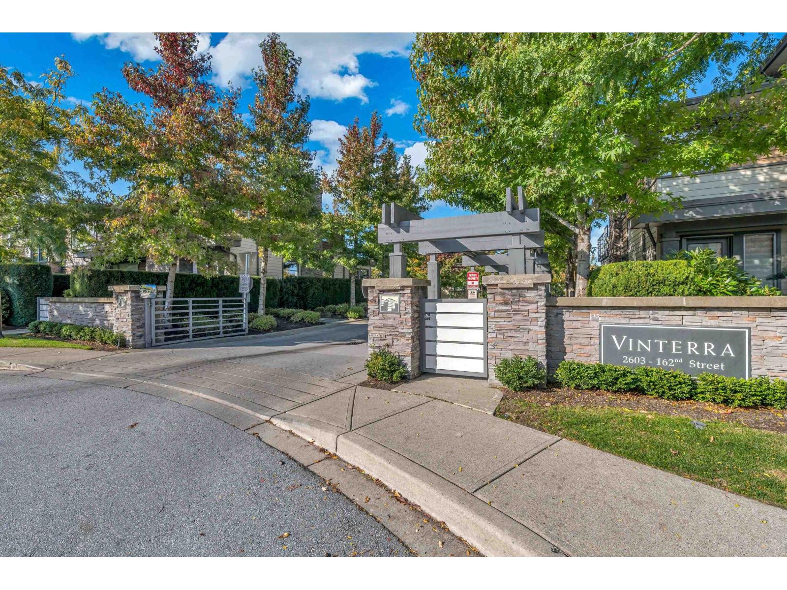 40 2603 162 Street Property Photo 38