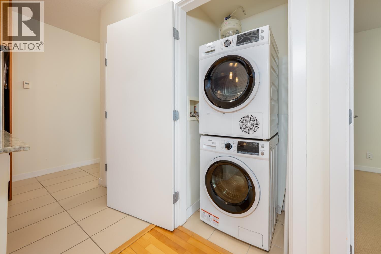 809 7360 Elmbridge Way Property Photo 13