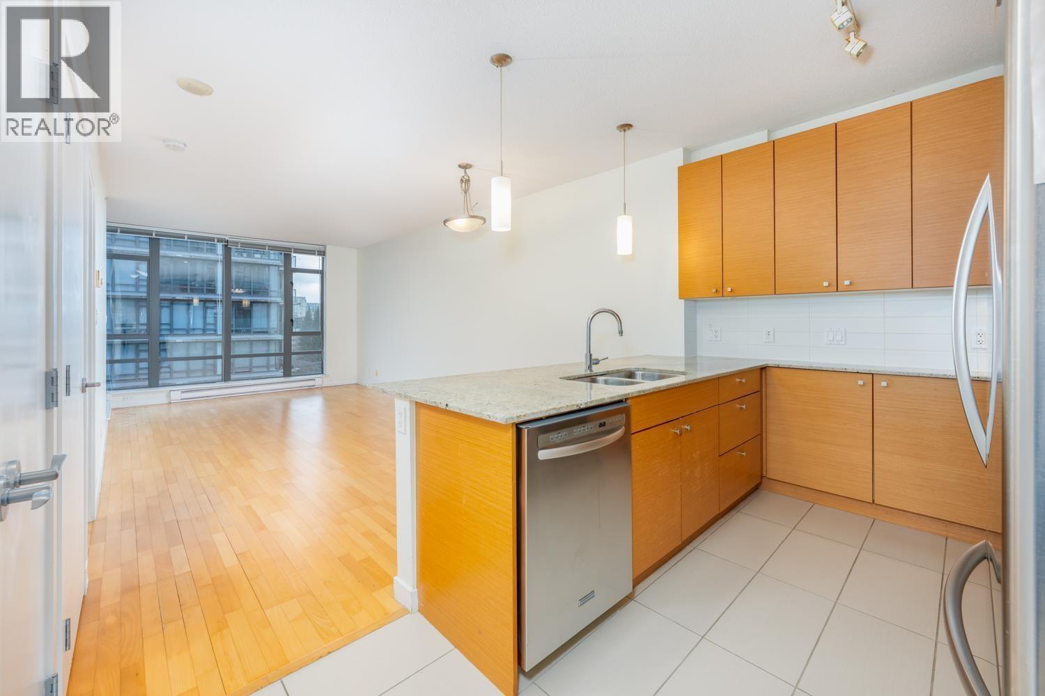 809 7360 Elmbridge Way Property Photo 14