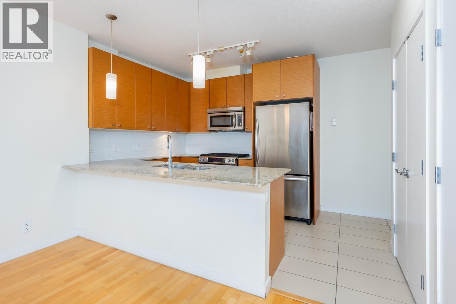 809 7360 Elmbridge Way Property Photo 15