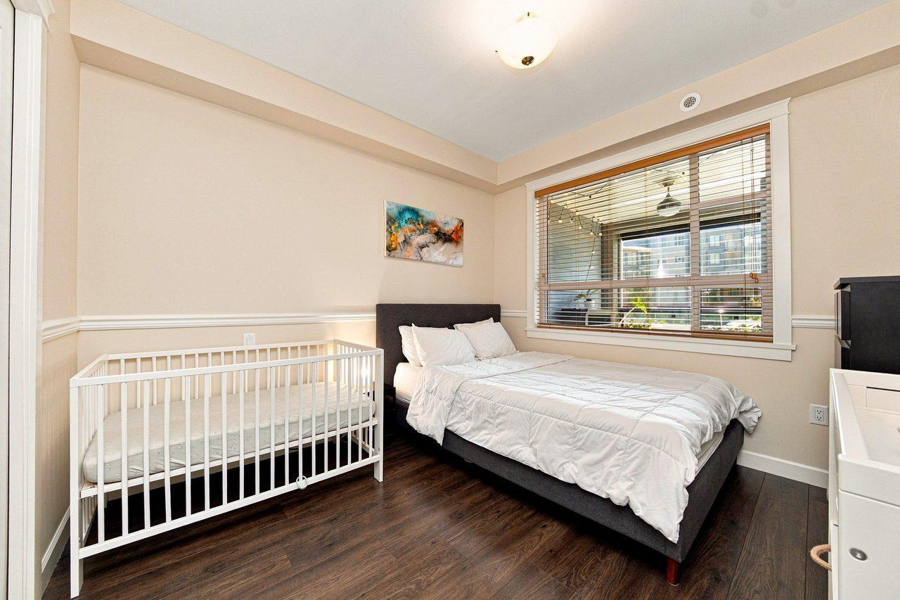 303 3585 146a Street Property Photo 13