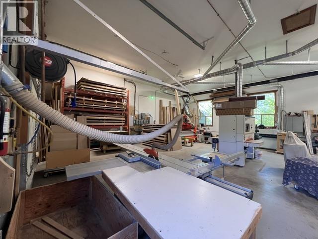 38940 Loggers Lane Property Photo 25