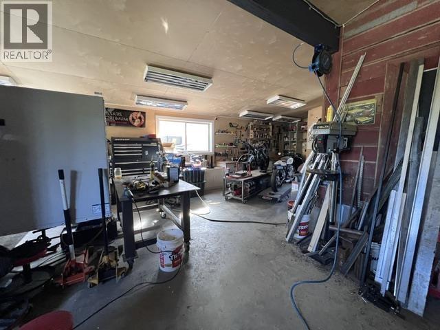 38940 Loggers Lane Property Photo 31