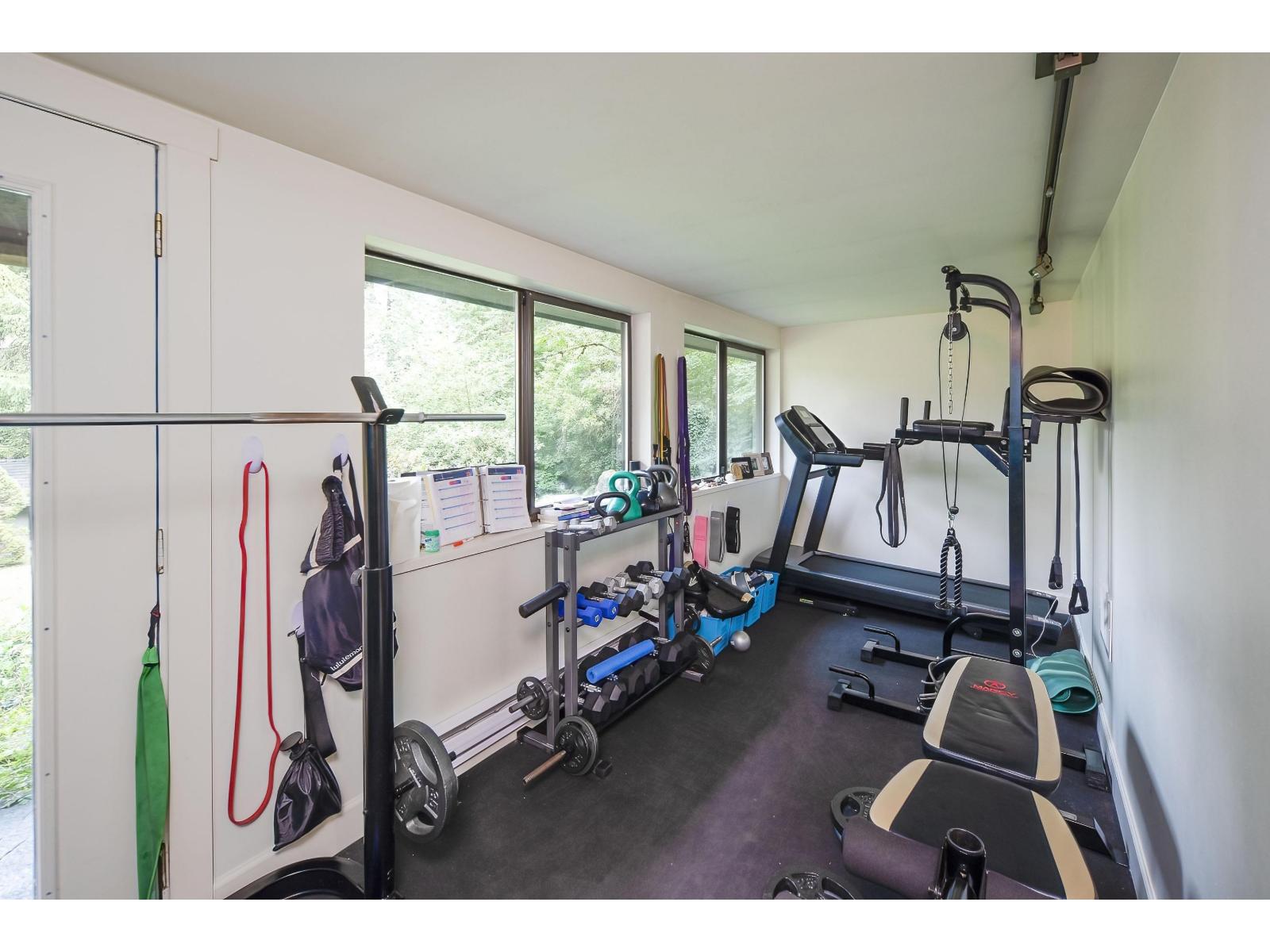 14275 28 Avenue Property Photo 17