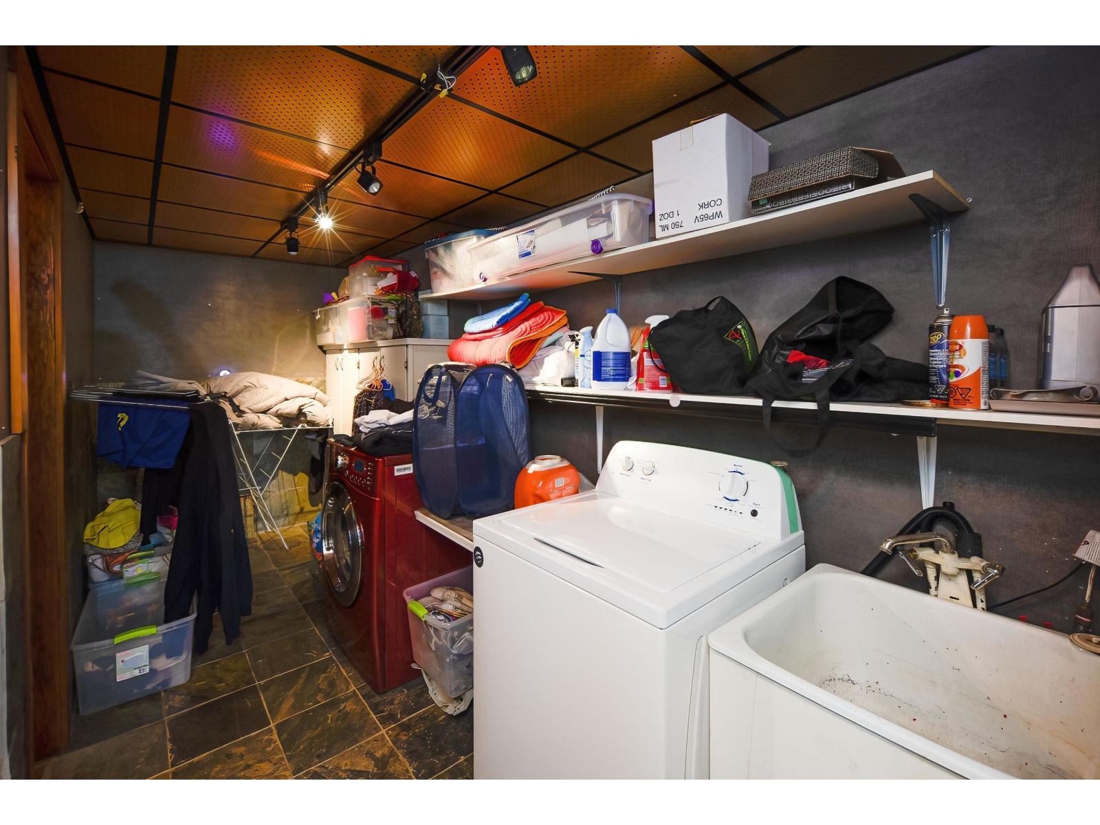 14275 28 Avenue Property Photo 18