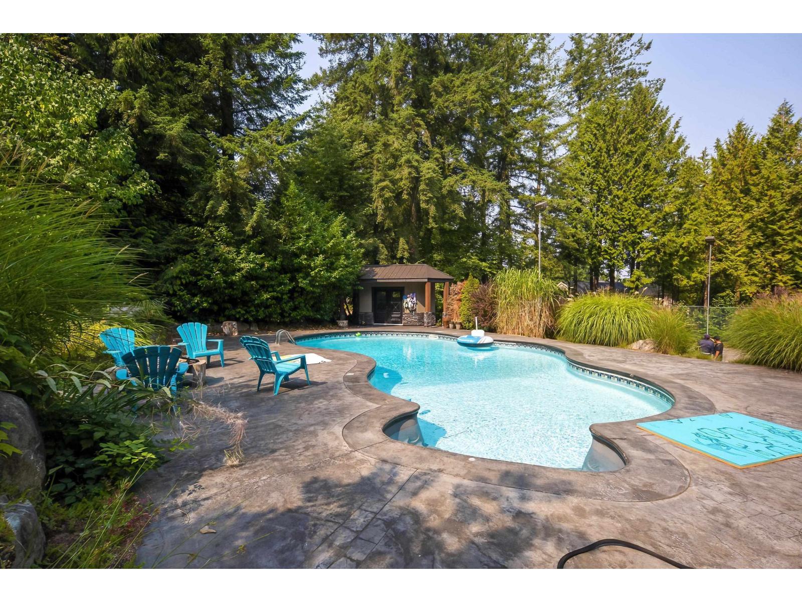 14275 28 Avenue Property Photo 19