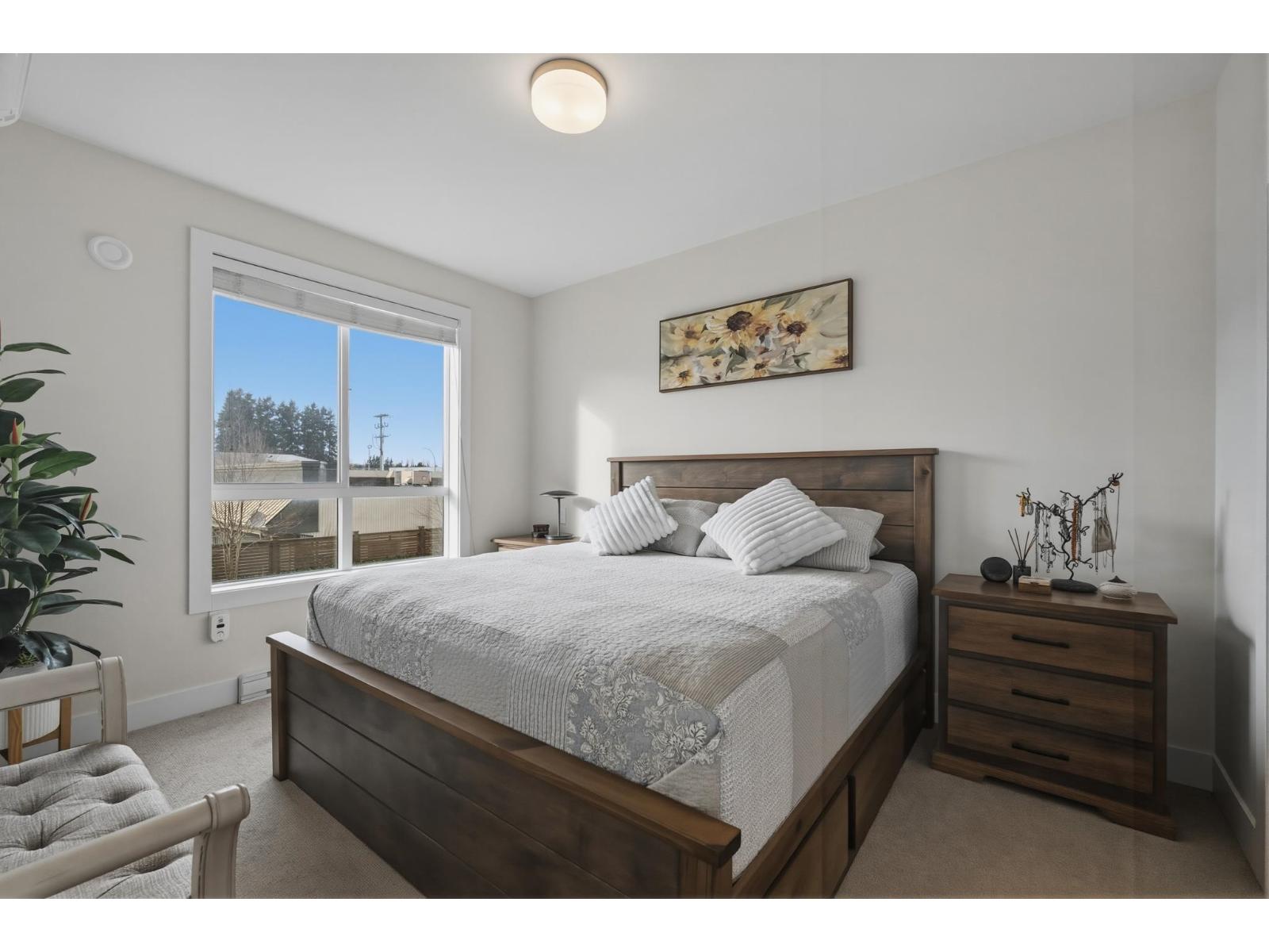 212 32838 Ventura Avenue Avenue Property Photo 5