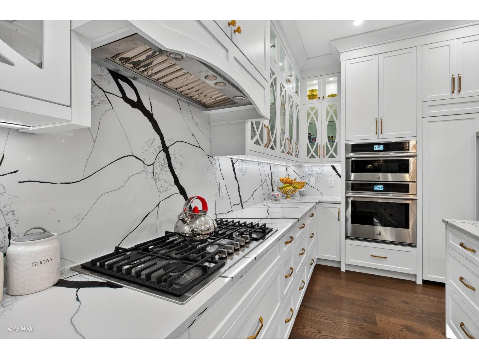 12673 54 Avenue Property Photo 22