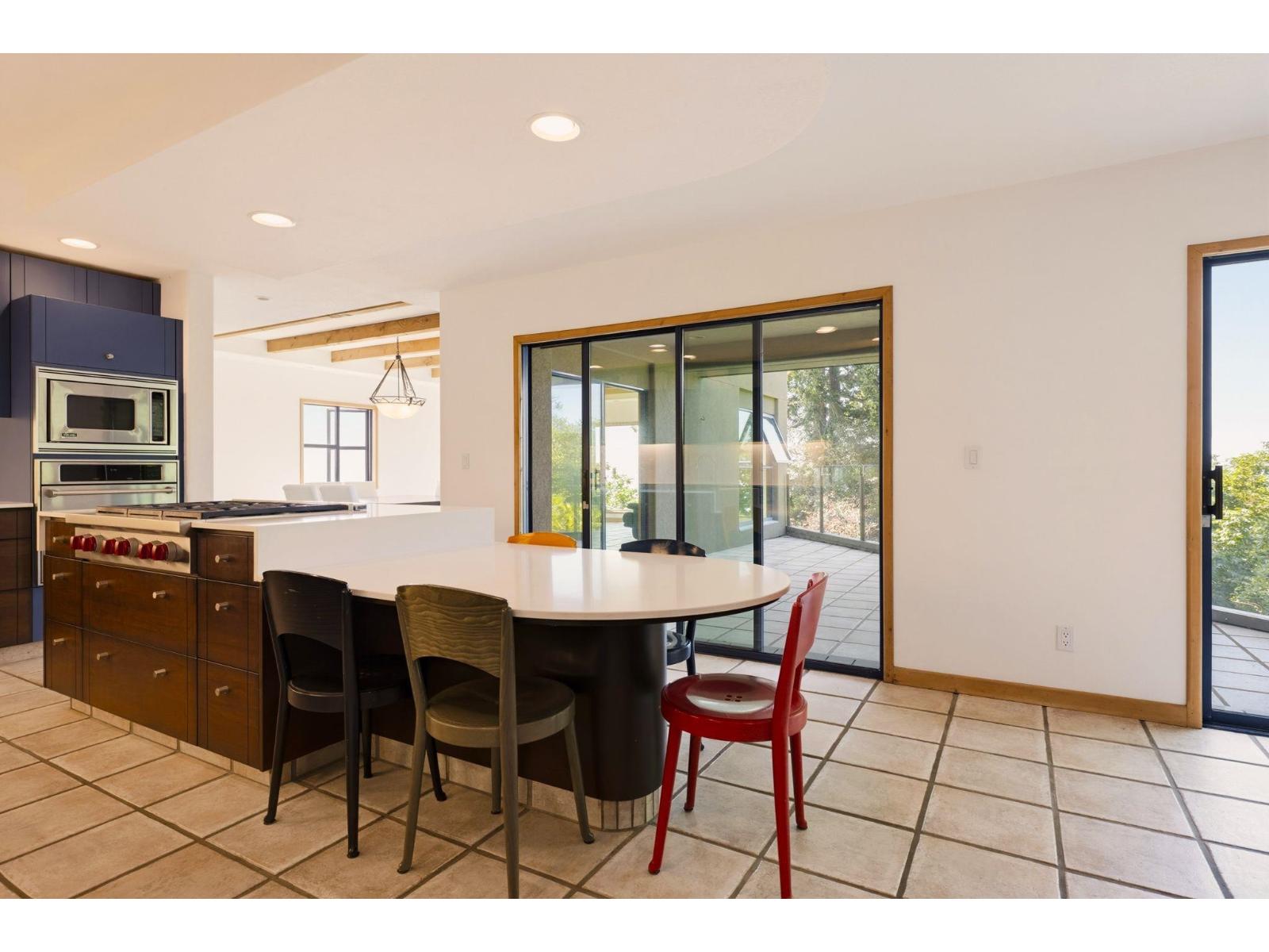 13102 13 Avenue Property Photo 11