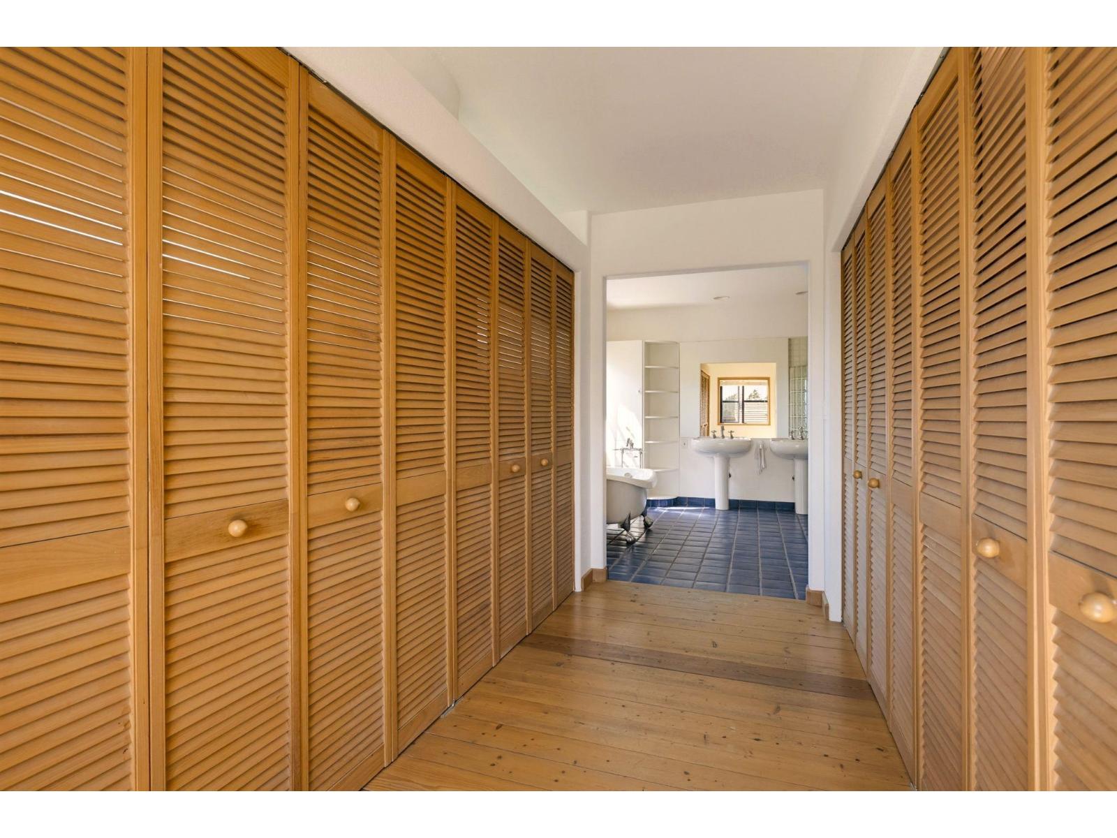 13102 13 Avenue Property Photo 16